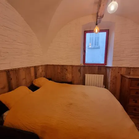 Апартаменты Grand Studio Plein Centre